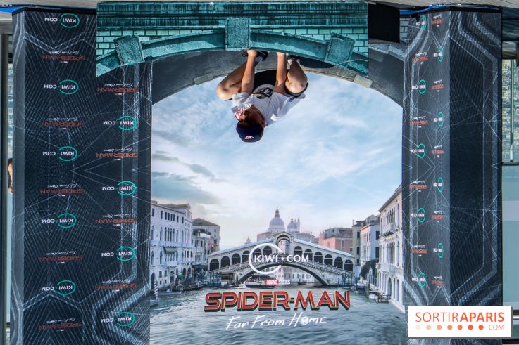Les animations spider-man de la Tour Montparnasse