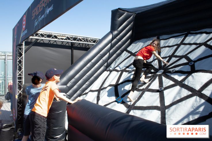 Album photo : les animations spider-man de la Tour Montparnasse