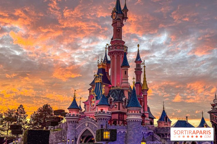 Visuels Disneyland Paris - château coucher de soleil