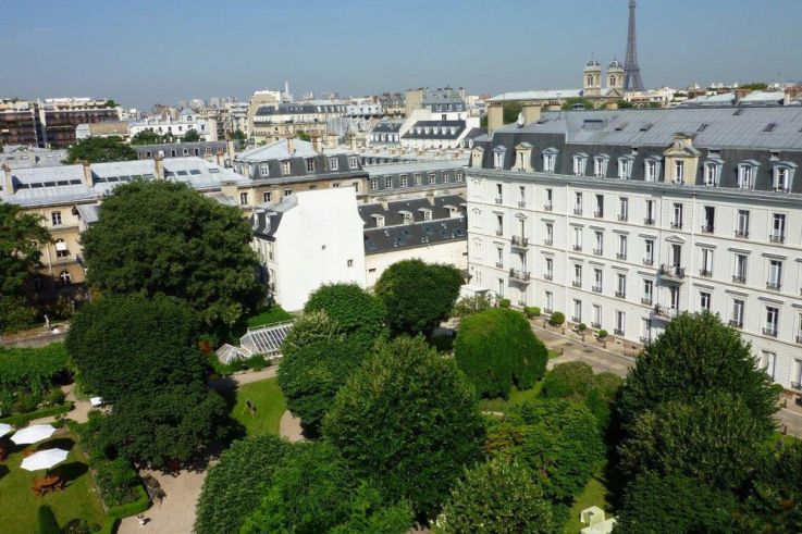 Lectures de fables, jeux en bois géants, visites historiques : sur les pas de Jean de La Fontaine