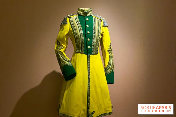 Album Photo : Yeshwant Rao Holkar II, Moderne Maharadjah au Musée des Arts Décoratifs