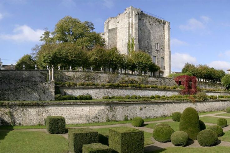 Nuit des Châteaux 2020 : le Donjon de Moret sur Loing (77)