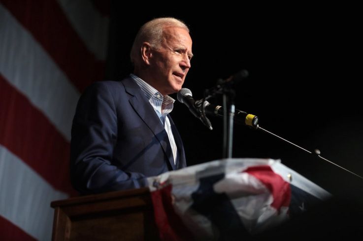 Covid : Joe Biden veut instaurer le port du masque obligatoire pour 100 jours aux Etats-Unis