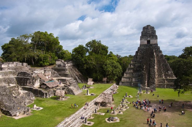 Archéologie : une nouvelle pyramide découverte sur le site Maya de Tikal, au Guatemala