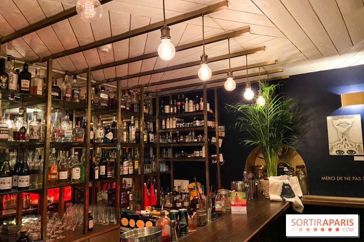 Les Justes, un bar à cocktail arty à Paris