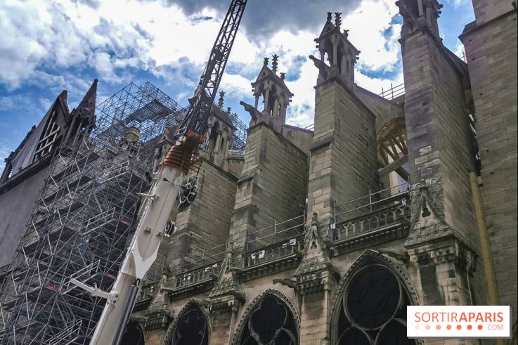 Notre Dame, démontage de l'échafaudage endommagé 