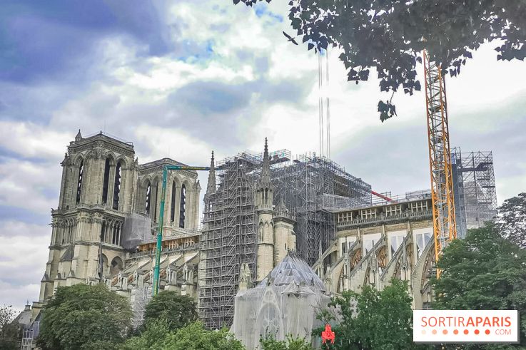 Notre Dame, démontage de l'échafaudage endommagé 
