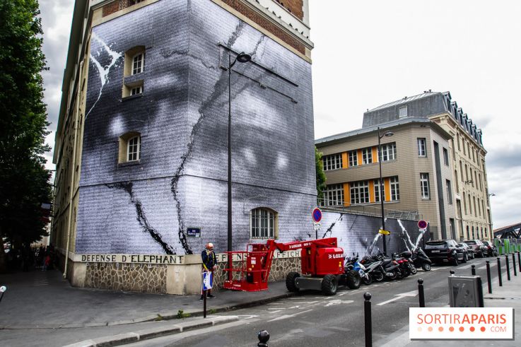 Hommage à Adama Traoré : l'artiste JR dévoile un collage géant à Paris, les photos