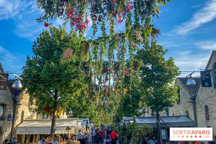 Le ciel de fleurs à Bercy Village