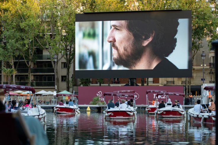 Photos du cinéma sur l'eau de Paris Plages