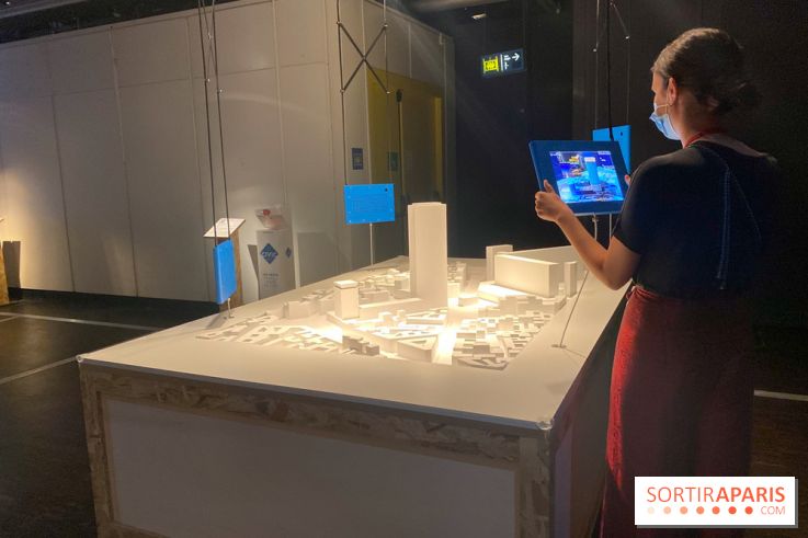 Exposition XXHL à la Cité des sciences et de l'industrie