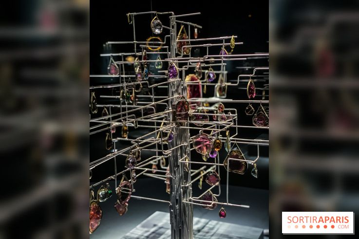 Photos Exposition Pierres Précieuses, du minéraux aux bijoux avec le Joaillier Van Cleef & Arpel