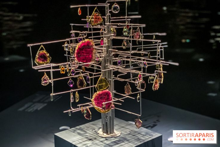 Photos Exposition Pierres Précieuses, du minéraux aux bijoux avec le Joaillier Van Cleef & Arpel vue