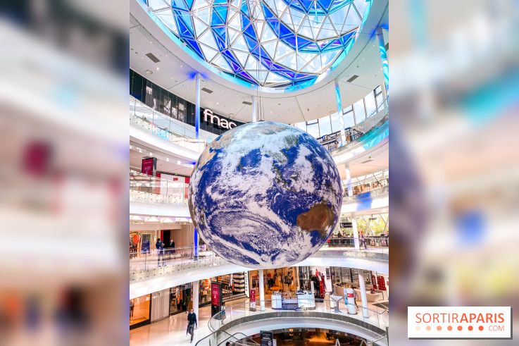 Gaïa de Luke Jerram à Beaugrenelle