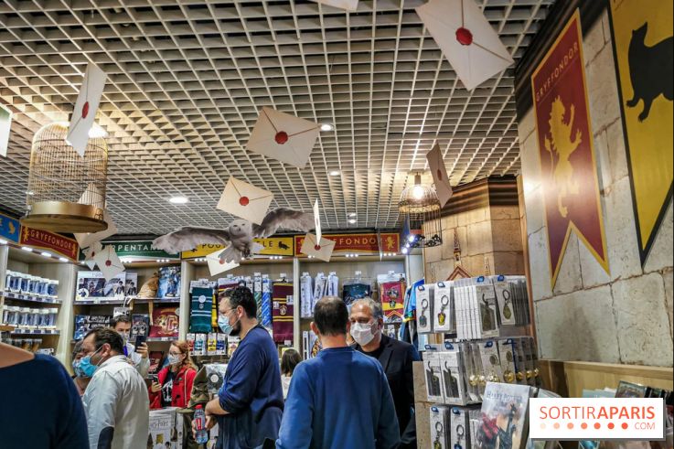 Boutique Wizarding World Harry Potter au Village JouéClub