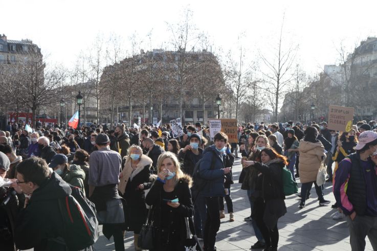 Manifestation pour les libertés à République 