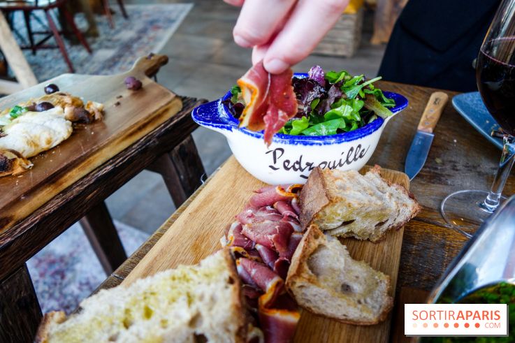 Le « Dîner avec les poules », nos photos