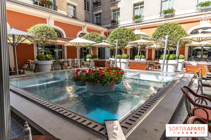 La terrasse du Royal Monceau en mode estivale