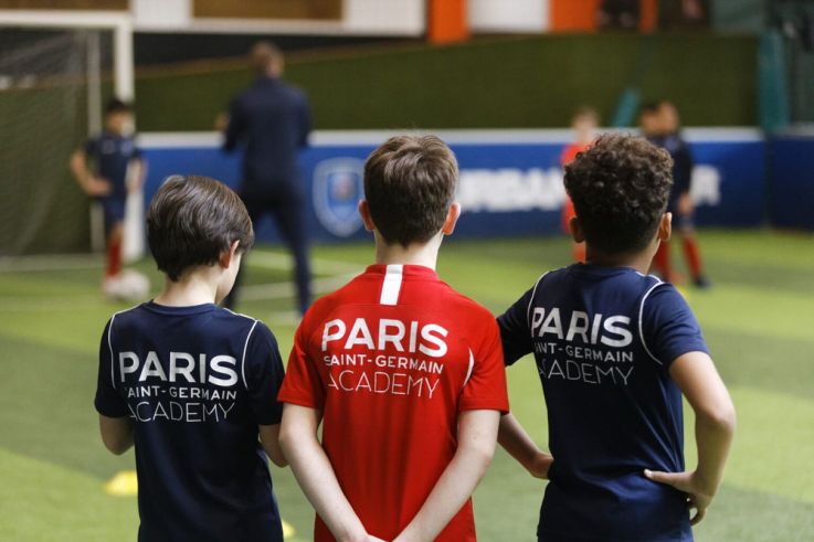 Vacances scolaires : des stages de foot pour les enfants avec la PSG Academy
