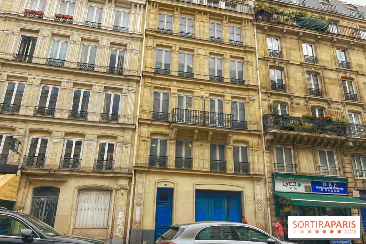 fausse façade qui cachent des trucs de la RATP