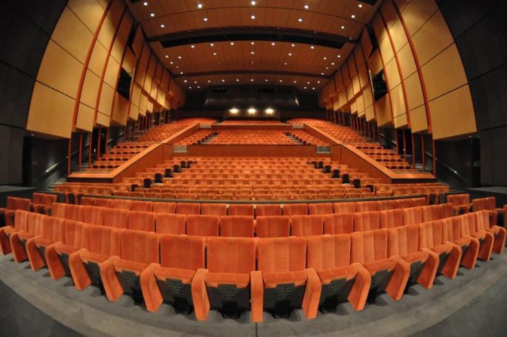 Visite des coulisses de l'Opéra de Massy