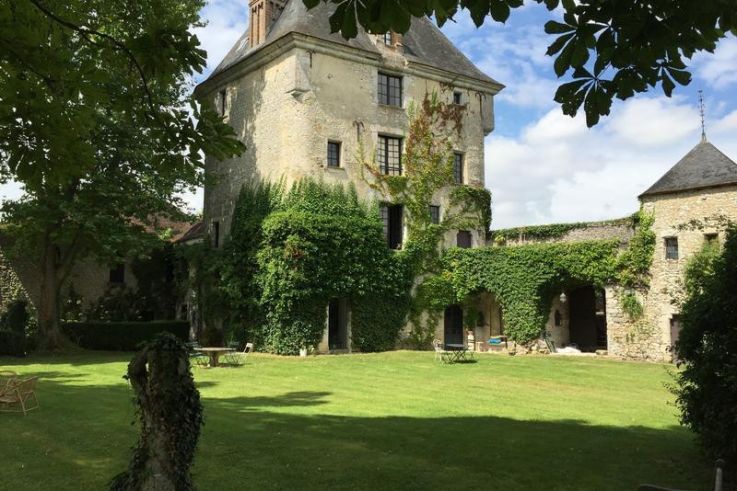 Tour Saint Loup