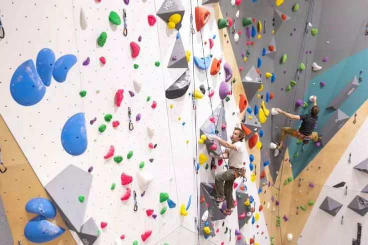 Climb Up ouvre la plus grande salle d'escalade indoor d'Europe à Aubervilliers