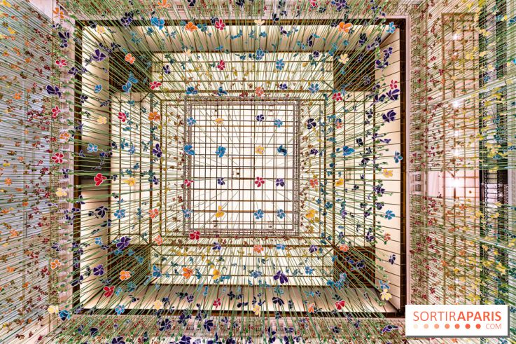 Les fleurs de Thebe Magugu au Bon Marché