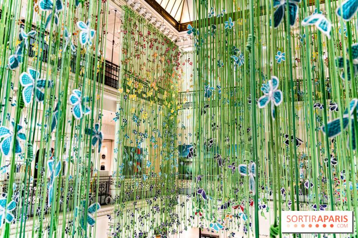 Les fleurs de Thebe Magugu au Bon Marché