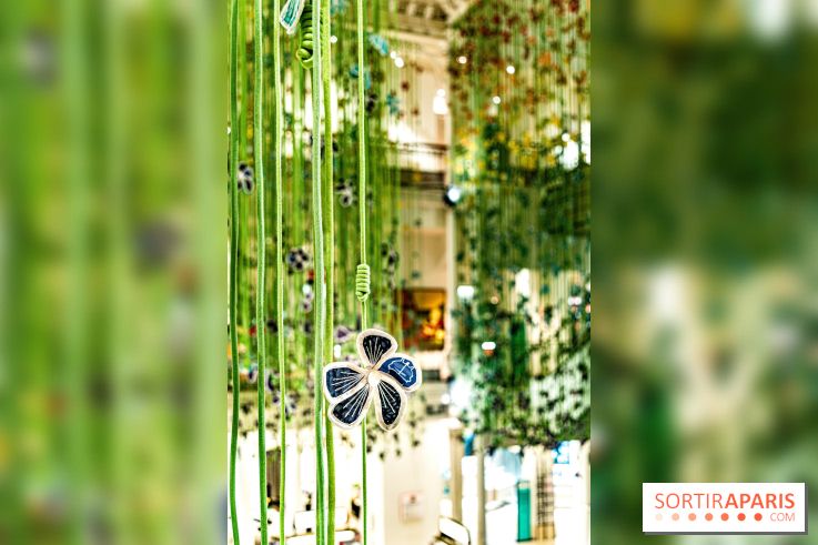 Les fleurs de Thebe Magugu au Bon Marché