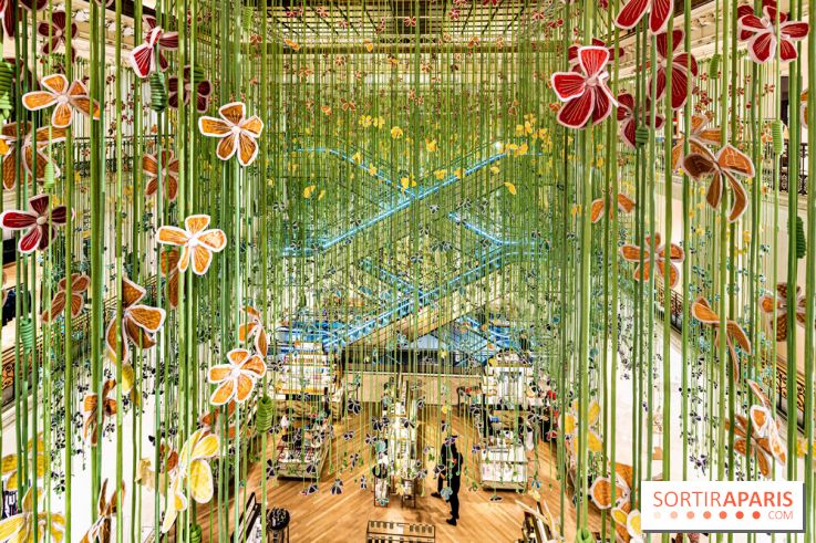 Les fleurs de Thebe Magugu au Bon Marché