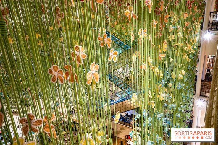 Les fleurs de Thebe Magugu au Bon Marché