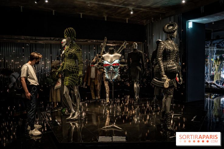 Photos : Exposition Mugler au MAD