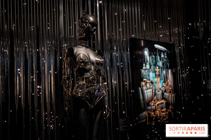 Photos : Exposition Mugler au MAD