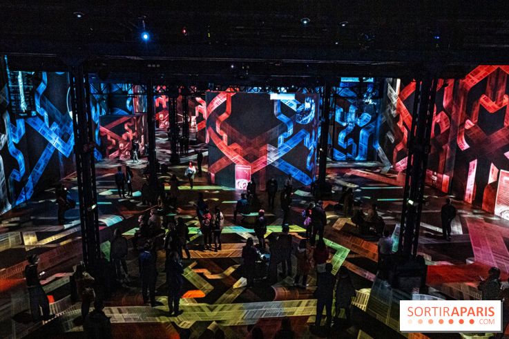 Photos : Destination Cosmos à l'Atelier des Lumières