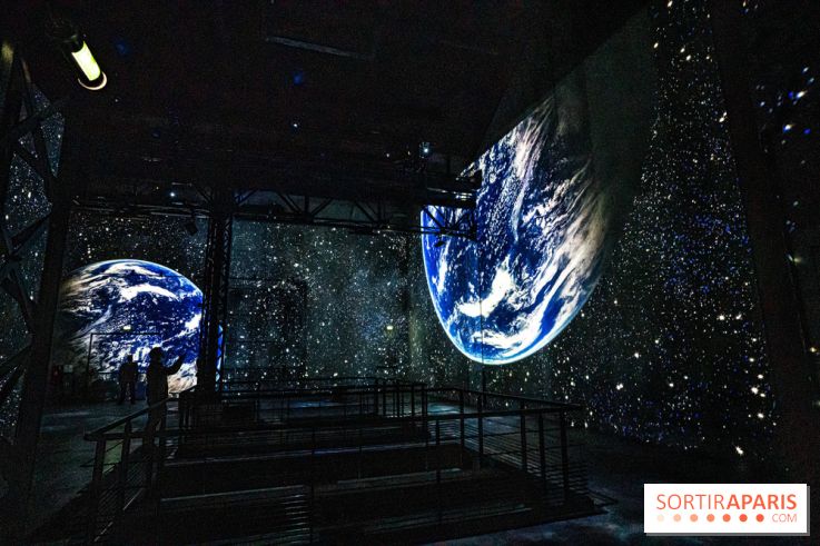 Photos : Destination Cosmos à l'Atelier des Lumières