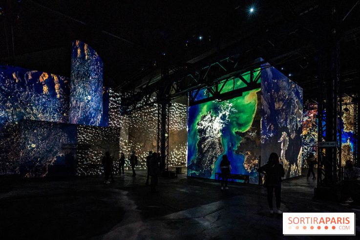 Photos : Destination Cosmos à l'Atelier des Lumières