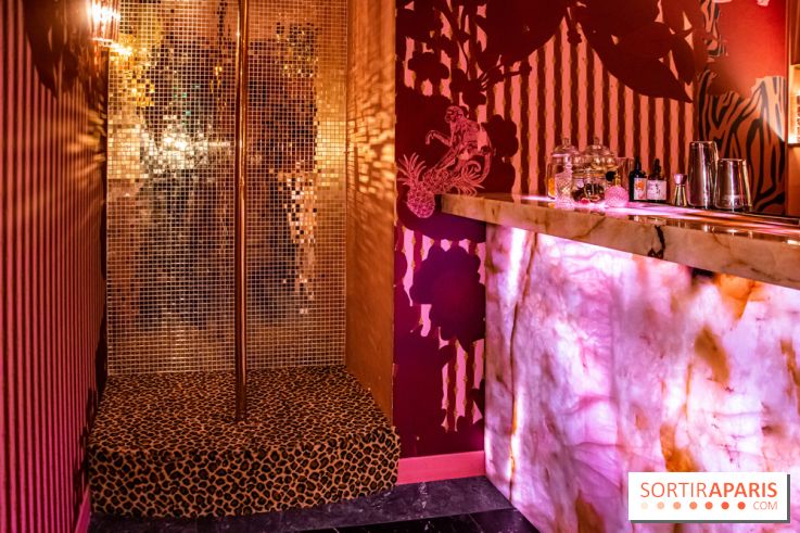 Yagō, le bar intimiste aux allures de maison close à Pigalle