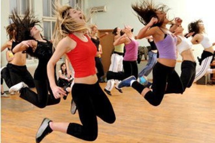 danse, saut, gym, salle de sport, cours de danse 