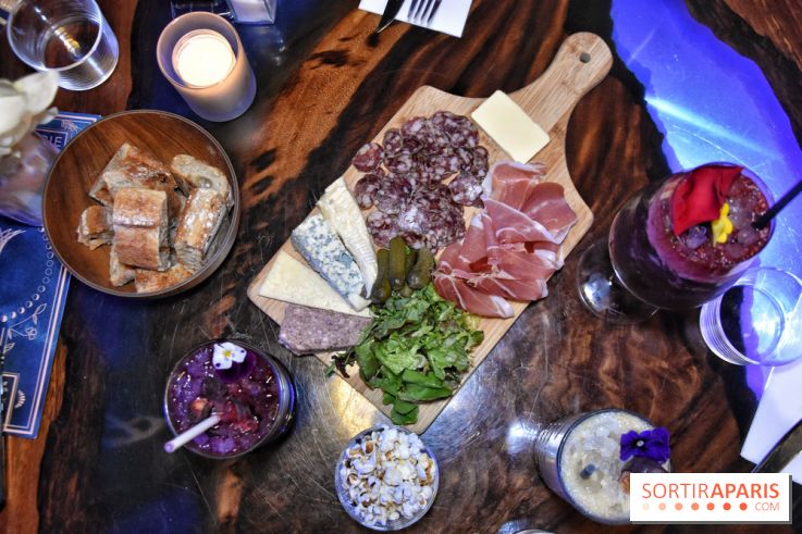 La Rêverie, le bar-restaurant aux cocktails raffinés qui nous fait voyager à Singapour