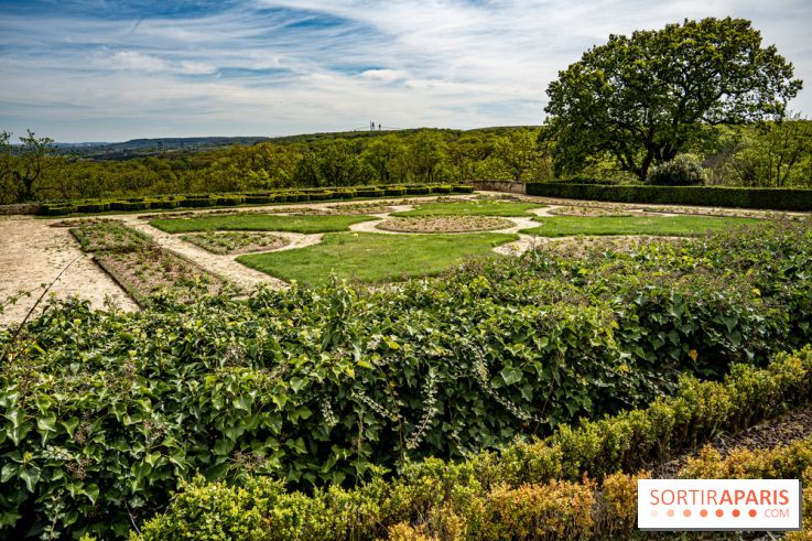 Le Château de Saint-Jean de Beauregard et son Jardin remarquable