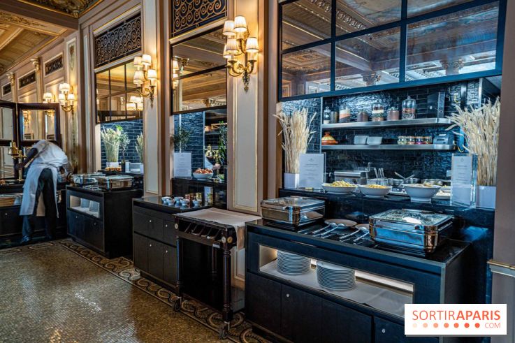 Photos : le Brunch royal du café de la Paix