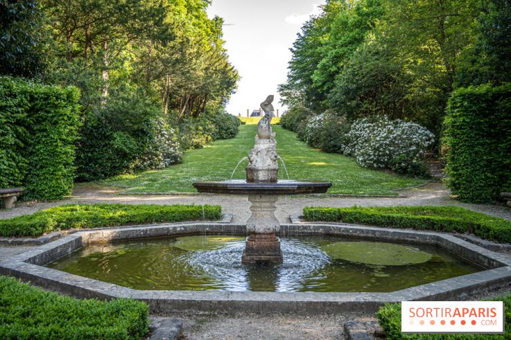Le Château de Breteuil, ses jardins remarquables et contes de Perrault 