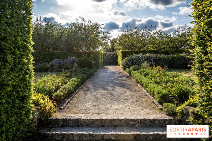 Le Château de Breteuil, ses jardins remarquables et contes de Perrault 