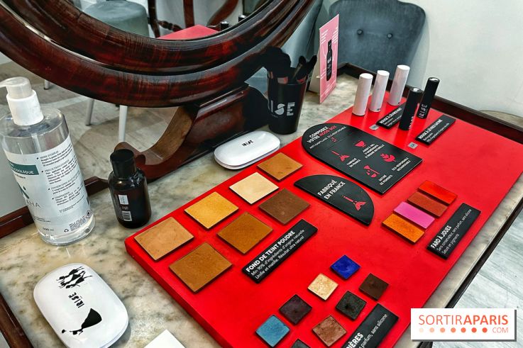 Fête des Mères 2022 : un atelier beauté pour apprendre à se maquiller entre mère et fille