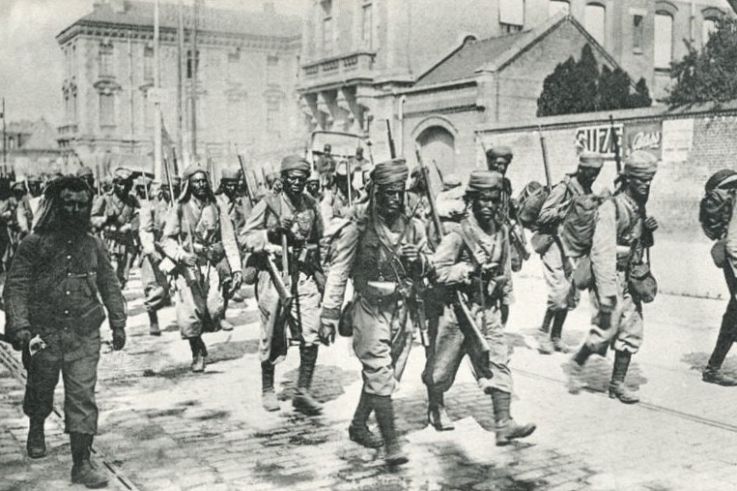 Tirailleurs sénégalais : inauguration d'une place dans le 18e arrondissement