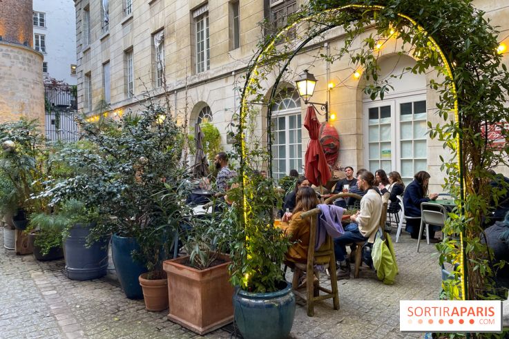Griffon, café-bar culturel et engagé au cœur du Marais