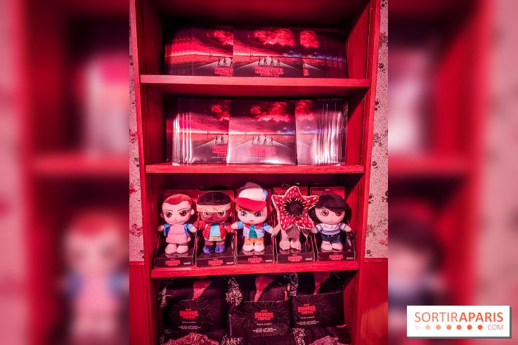 Stranger Things : un pop-up store éphémère inédit débarque sur les Champs-Elysées, nos photos