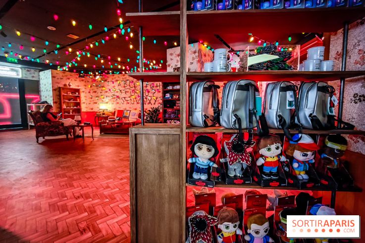 Stranger Things : un pop-up store éphémère inédit débarque sur les Champs-Elysées, nos photos