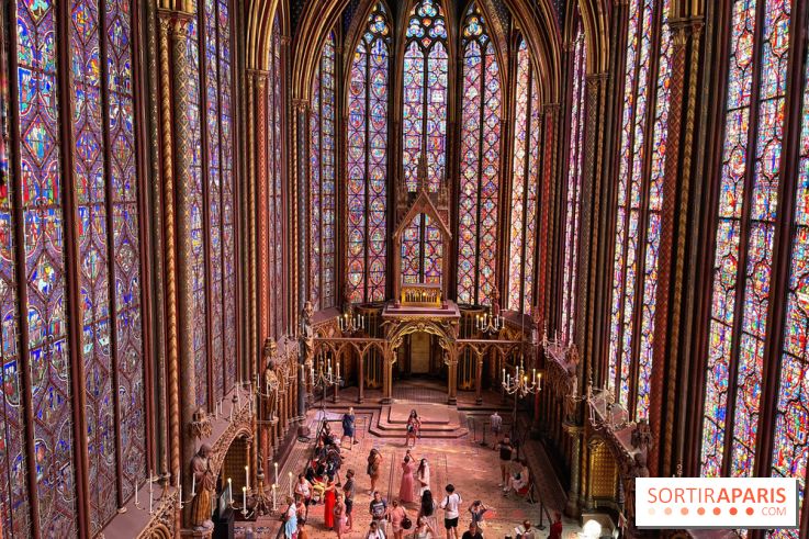 La Sainte-Chapelle et ses 1113 vitraux, un véritable joyau gothique à Paris